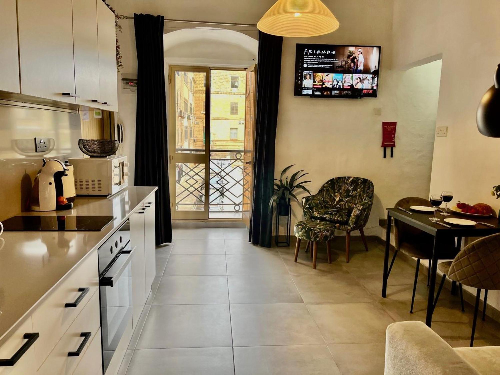 Cozy Flat. Swim Beach 2 Minutes Walk. The Old Valletta Mcri1-1 Экстерьер фото